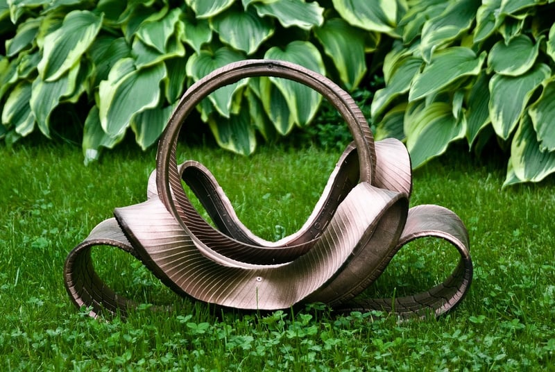 Outdoor upcycled decor